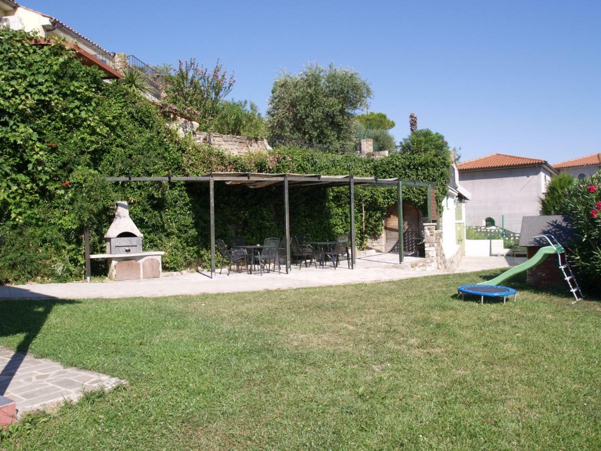 Apartments Lavanda Fiesa Pirano Esterno foto